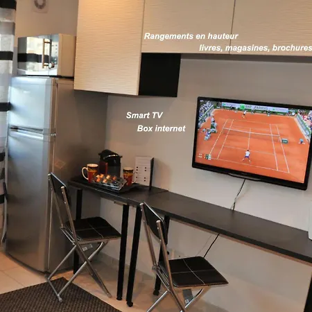 Studette Croisette Martinez Area Apartman *