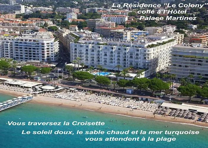 Studette Croisette Martinez Area * Cannes
